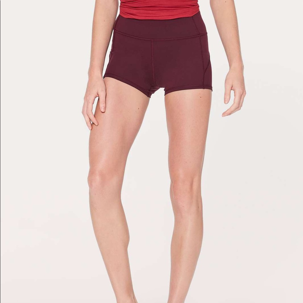 Lululemon in movement everlux 2.5 shorts
